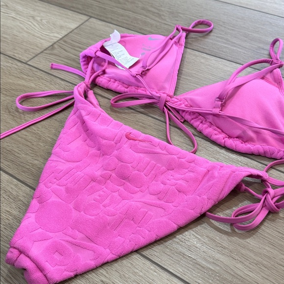 Nike Retro Flow Pink Logo Terry Cloth Bikini All Over Print Sz M Sporty Spellout - Picture 10 of 10